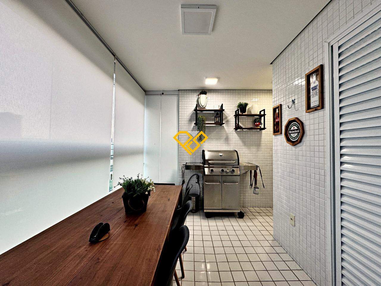 Apartamento para aluguel no Vila Mathias: Varanda