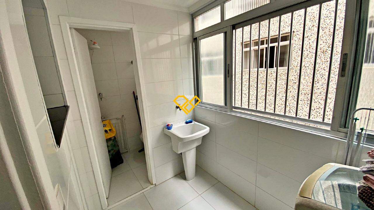 Apartamento à venda no Vila Belmiro: Área de Serviço