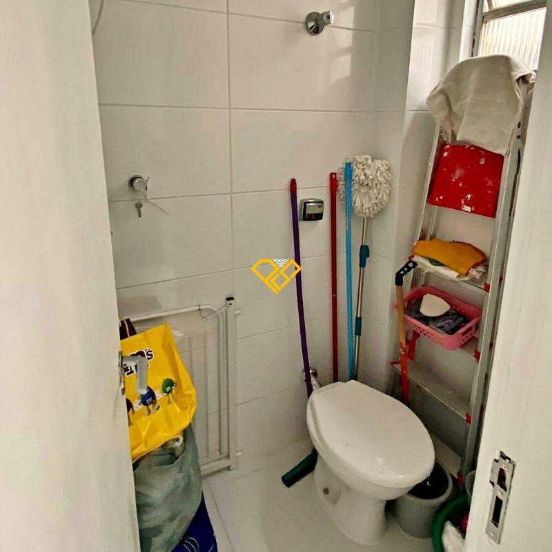 Apartamento à venda no Vila Belmiro: WC Serviço