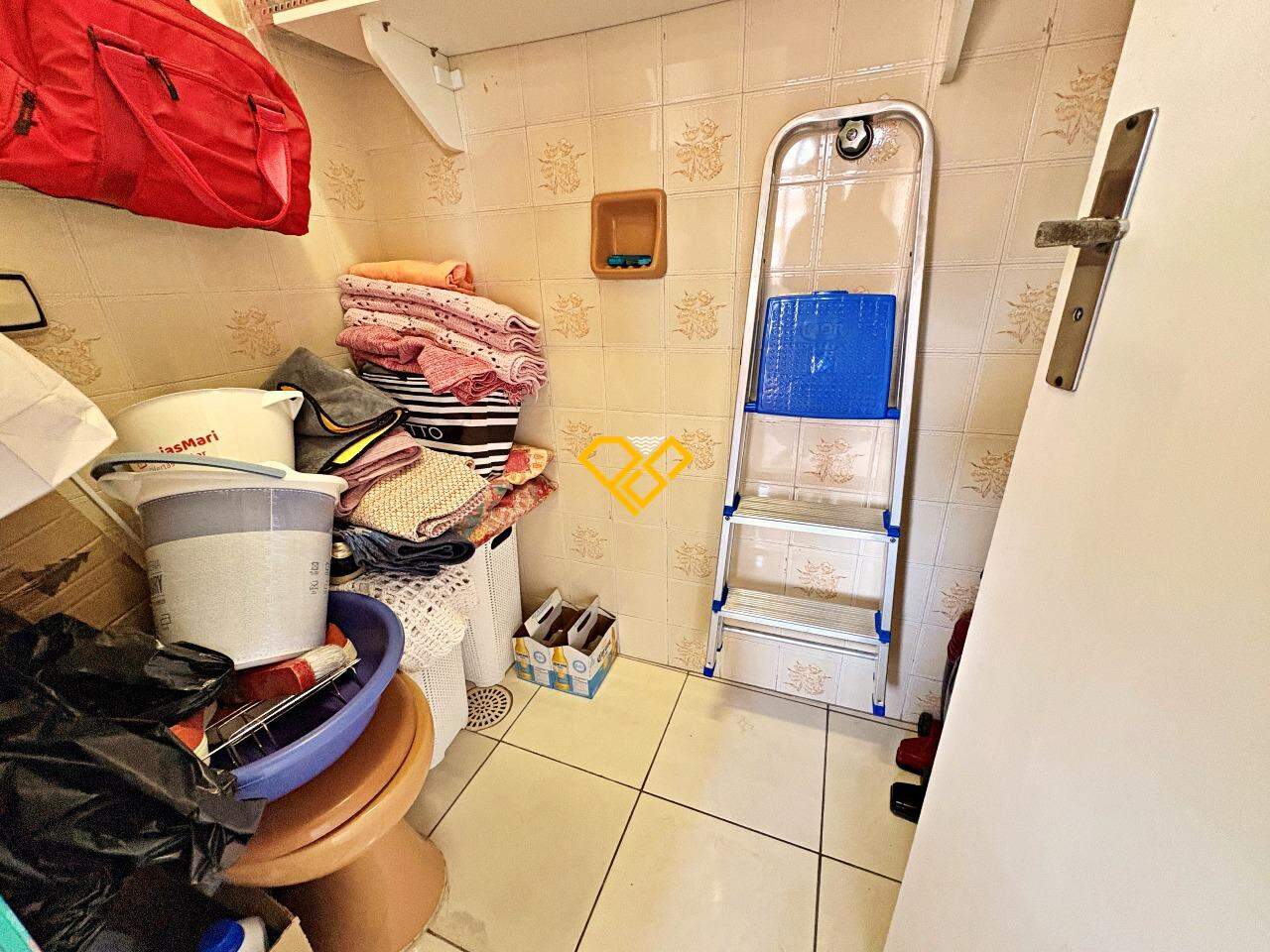 Apartamento à venda no Campo Grande: WC Serviço