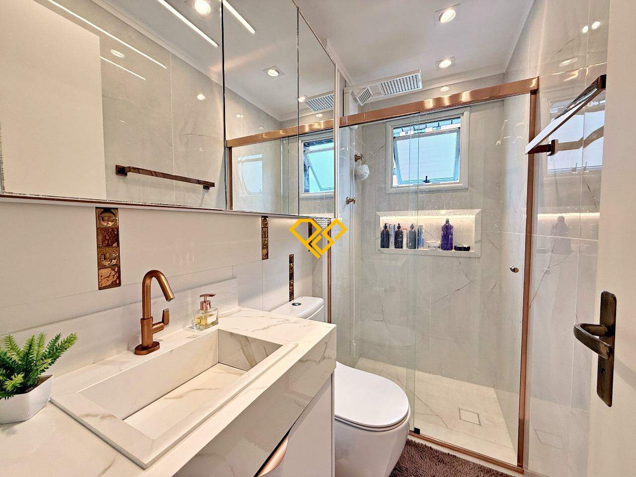 Apartamento à venda no Gonzaga: Wc suíte