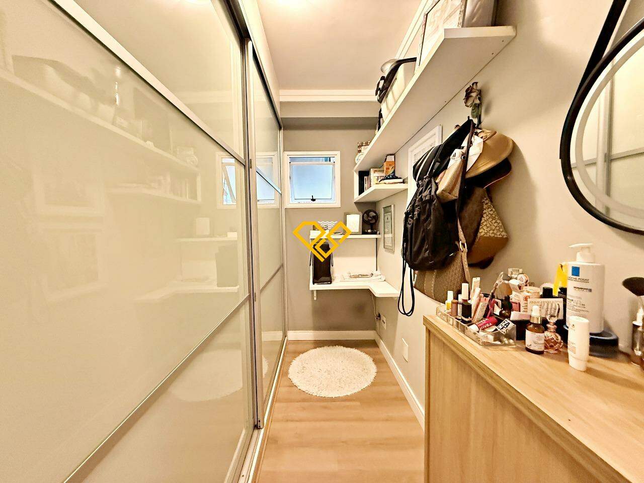 Apartamento à venda no Gonzaga: Escritório