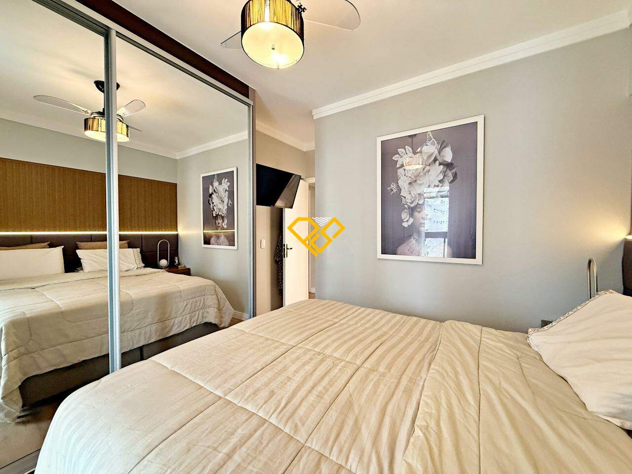 Apartamento à venda no Gonzaga: Dormitório 1 - suíte