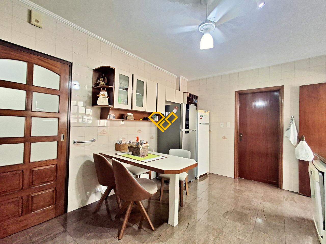 Apartamento à venda no José Menino: Cozinha