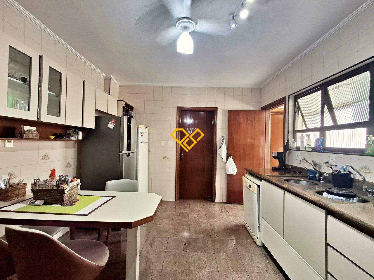 Apartamento à venda no José Menino: Cozinha