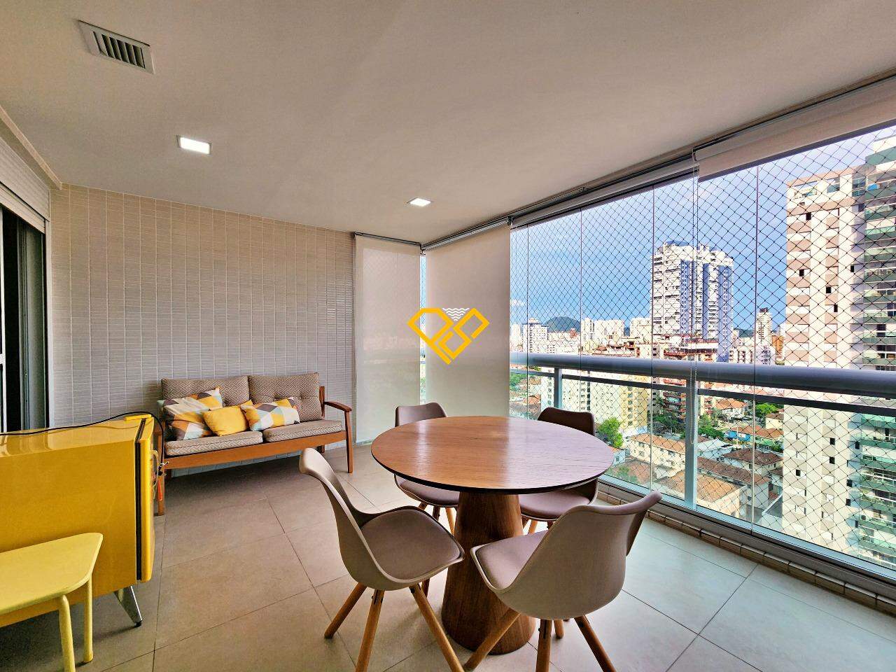 Apartamento para aluguel no Aparecida: Varanda