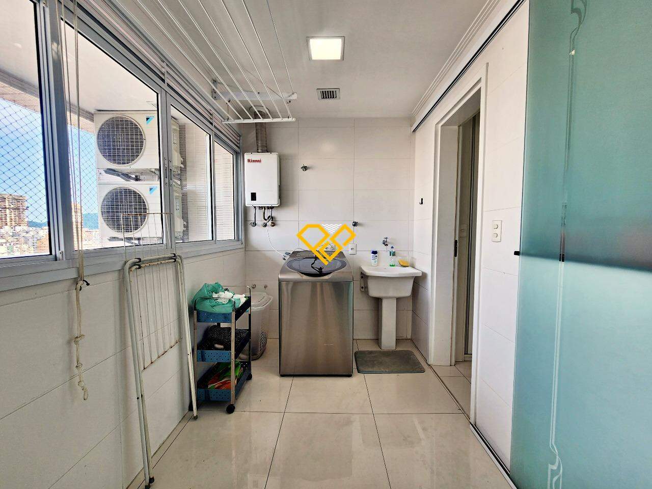 Apartamento para aluguel no Aparecida: Área de serviço