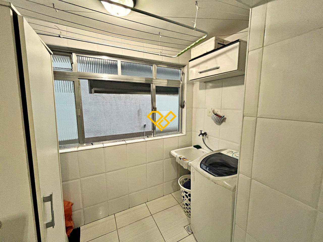 Apartamento à venda no Gonzaga: Área de Serviço