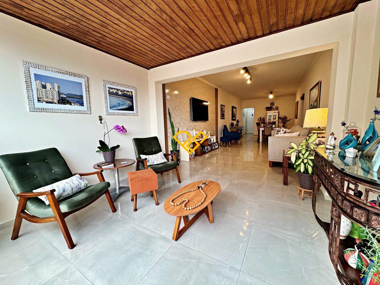 Apartamento à venda no Ponta da Praia: Sala