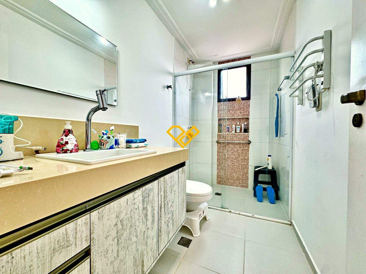 Apartamento à venda no Ponta da Praia: WC Suíte 1