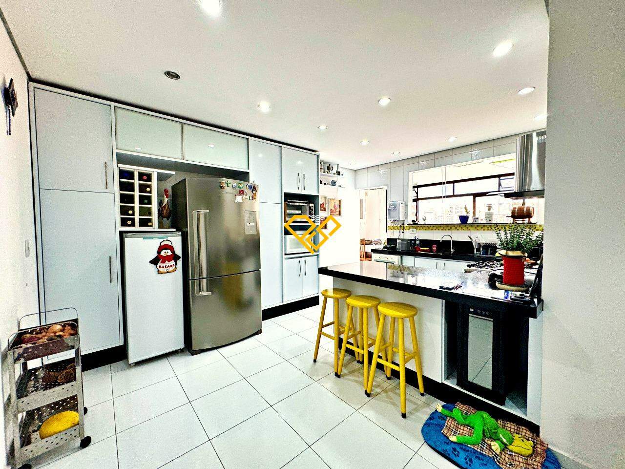 Apartamento à venda no Ponta da Praia: Cozinha