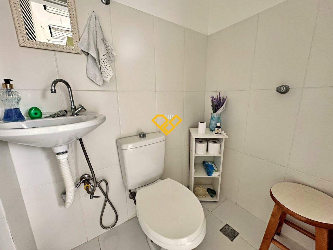 Apartamento à venda no Ponta da Praia: WC Serviço