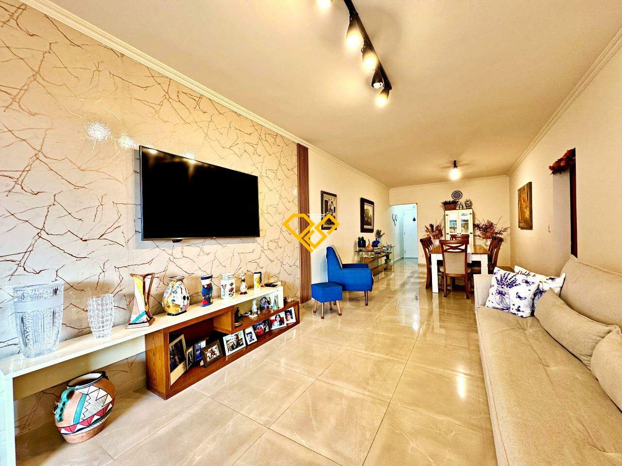 Apartamento à venda no Ponta da Praia: Sala