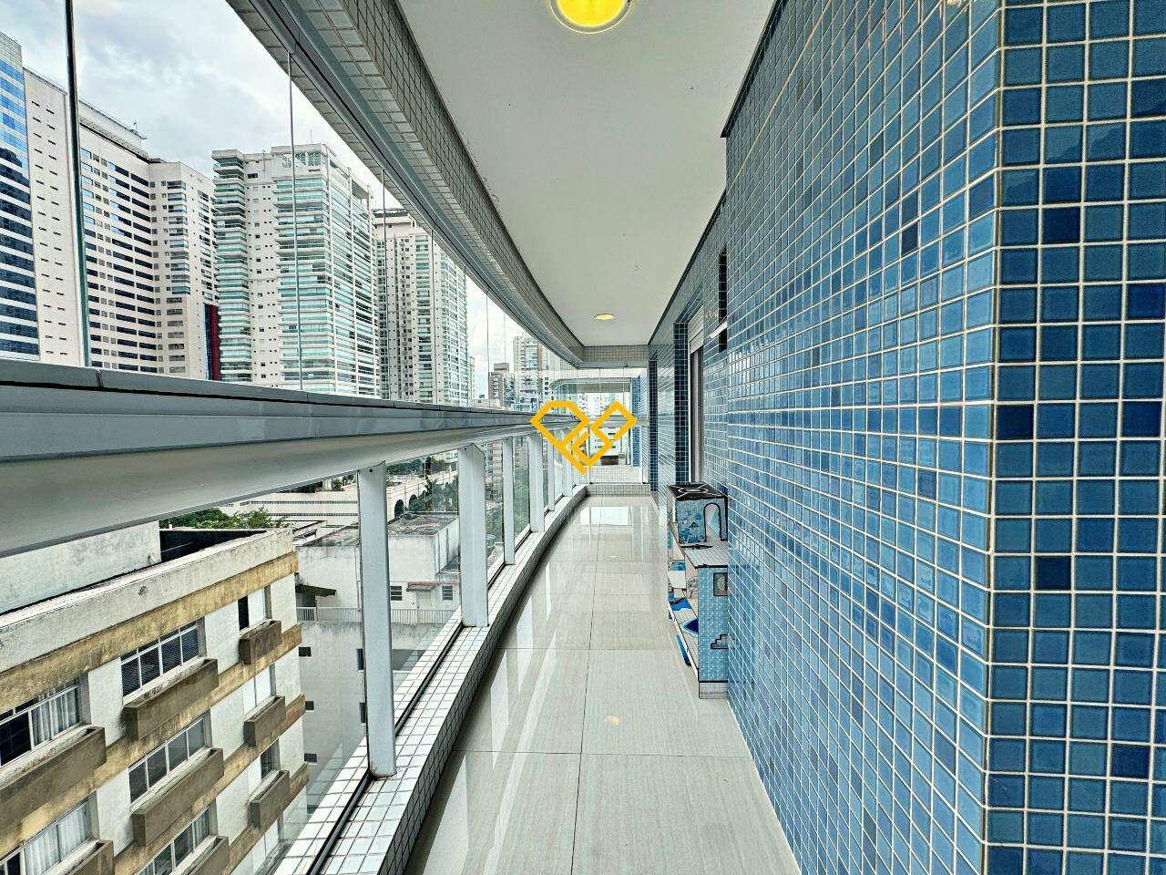 Apartamento à venda no Aparecida: Varanda Suíte 3 e 4