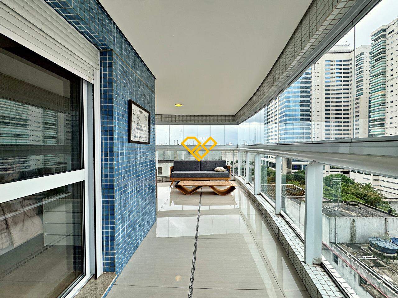 Apartamento à venda no Aparecida: Varanda Suíte  1 - master