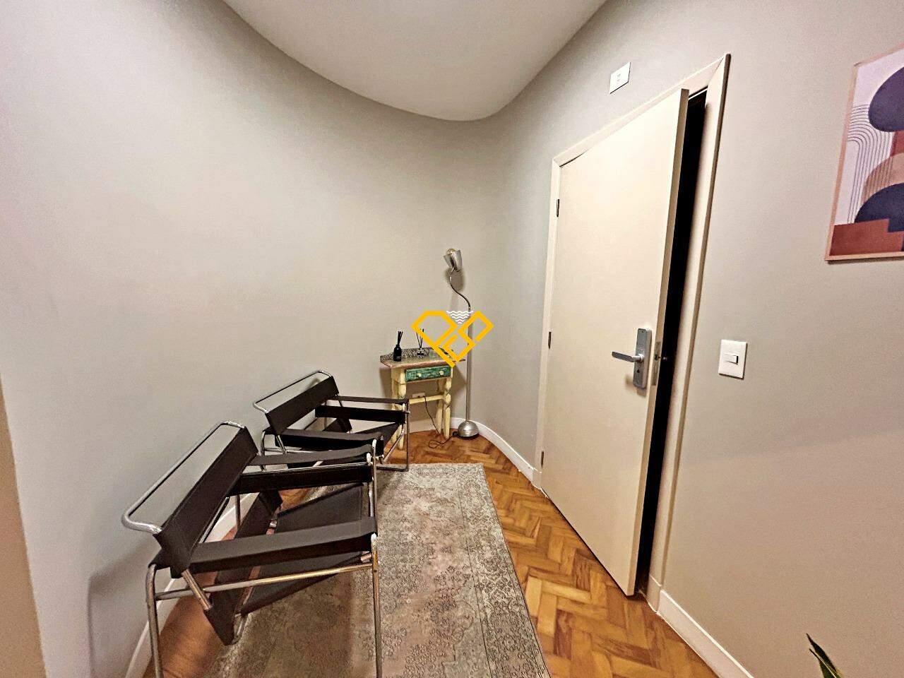 Apartamento à venda no Gonzaga: Hall de entrada