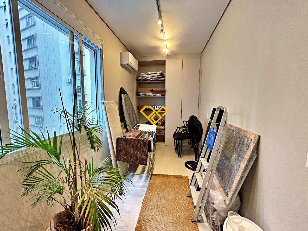Apartamento à venda no Gonzaga: Dependência
