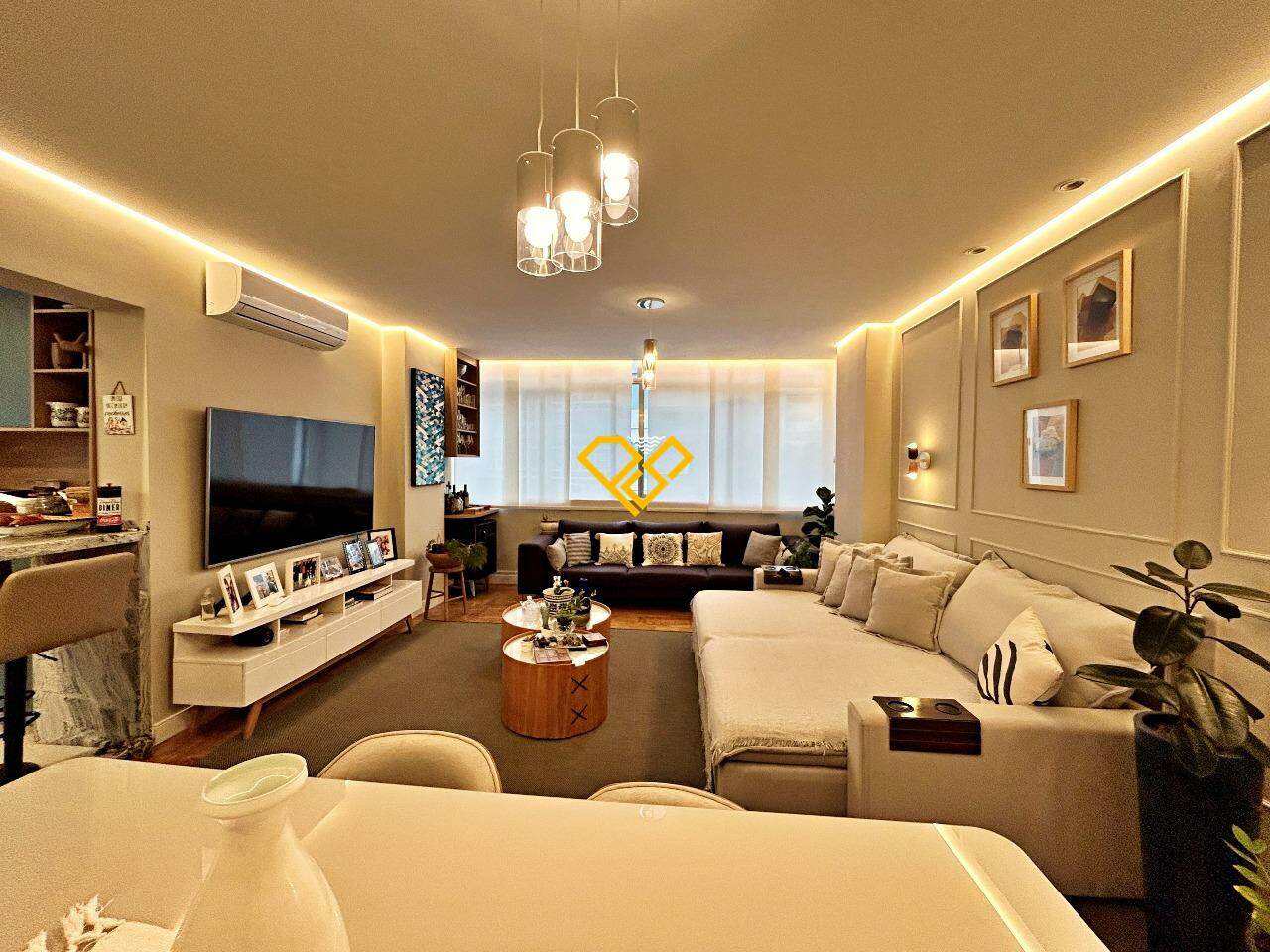 Apartamento à venda no Gonzaga: Sala