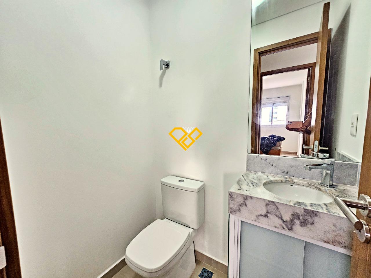 Apartamento à venda no Boqueirão: Lavabo