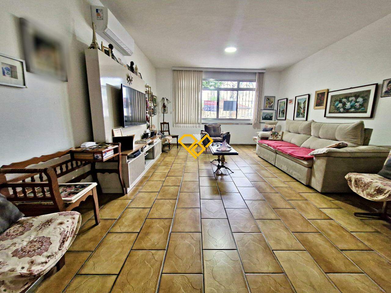 Sobreposta Alta à venda no Boqueirão: Sala