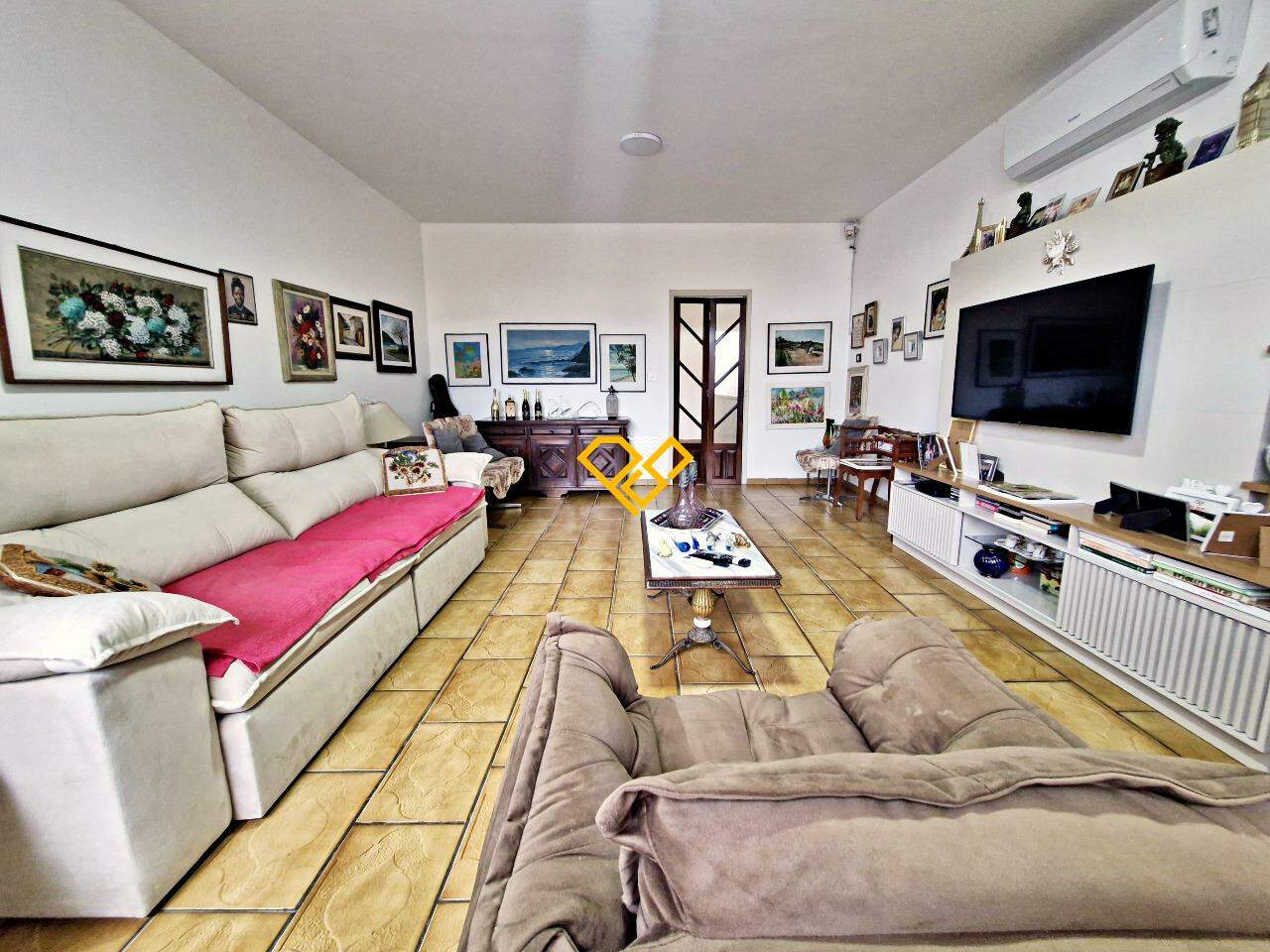 Sobreposta Alta à venda no Boqueirão: Sala