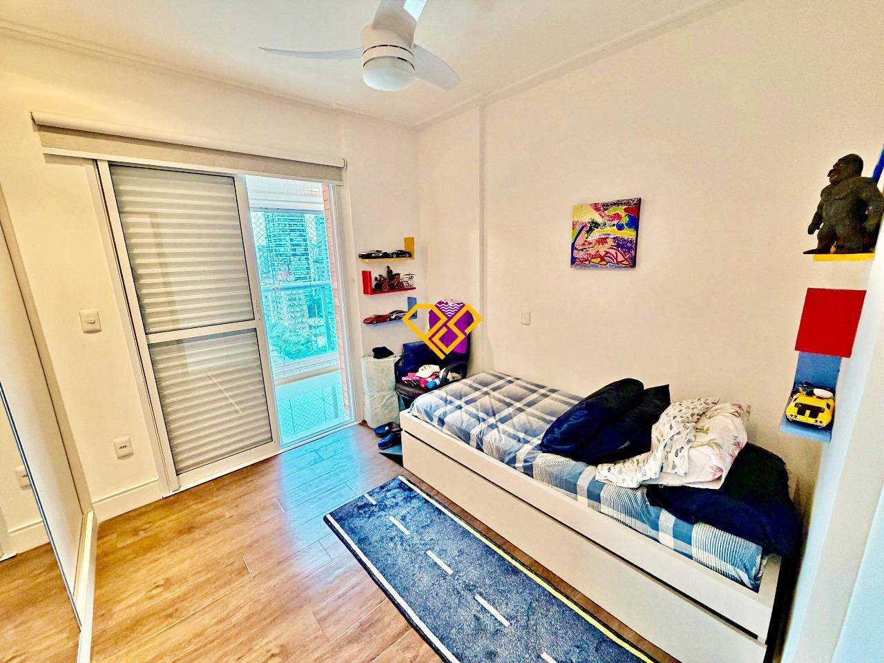 Apartamento para aluguel no Embaré: Dormitório 2