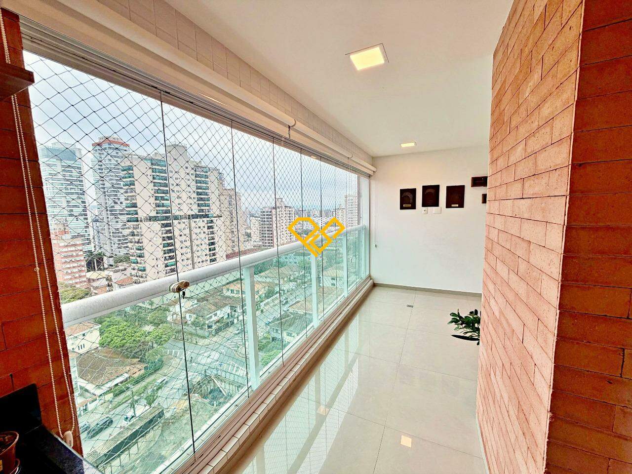 Apartamento para aluguel no Embaré: Varanda