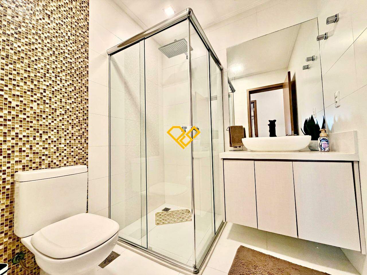 Apartamento para aluguel no Embaré: Wc social