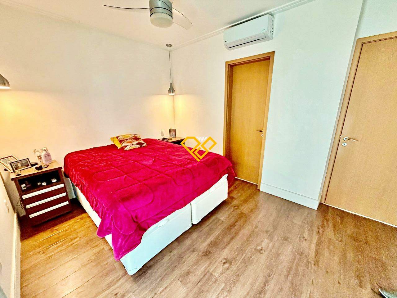 Apartamento para aluguel no Embaré: Dormitório 1 - suíte