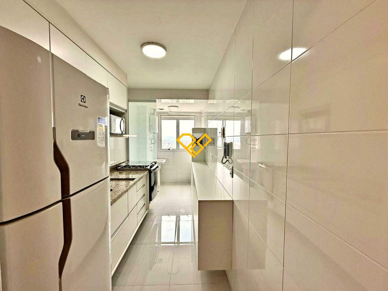 Apartamento à venda no Gonzaga: Cozinha