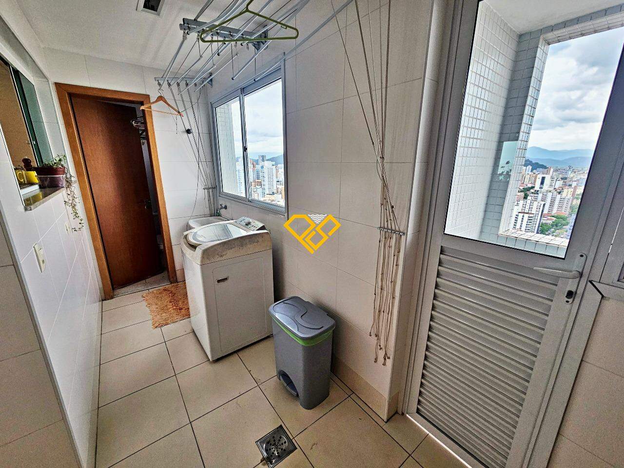 Cobertura à venda no Boqueirão: Área de serviço