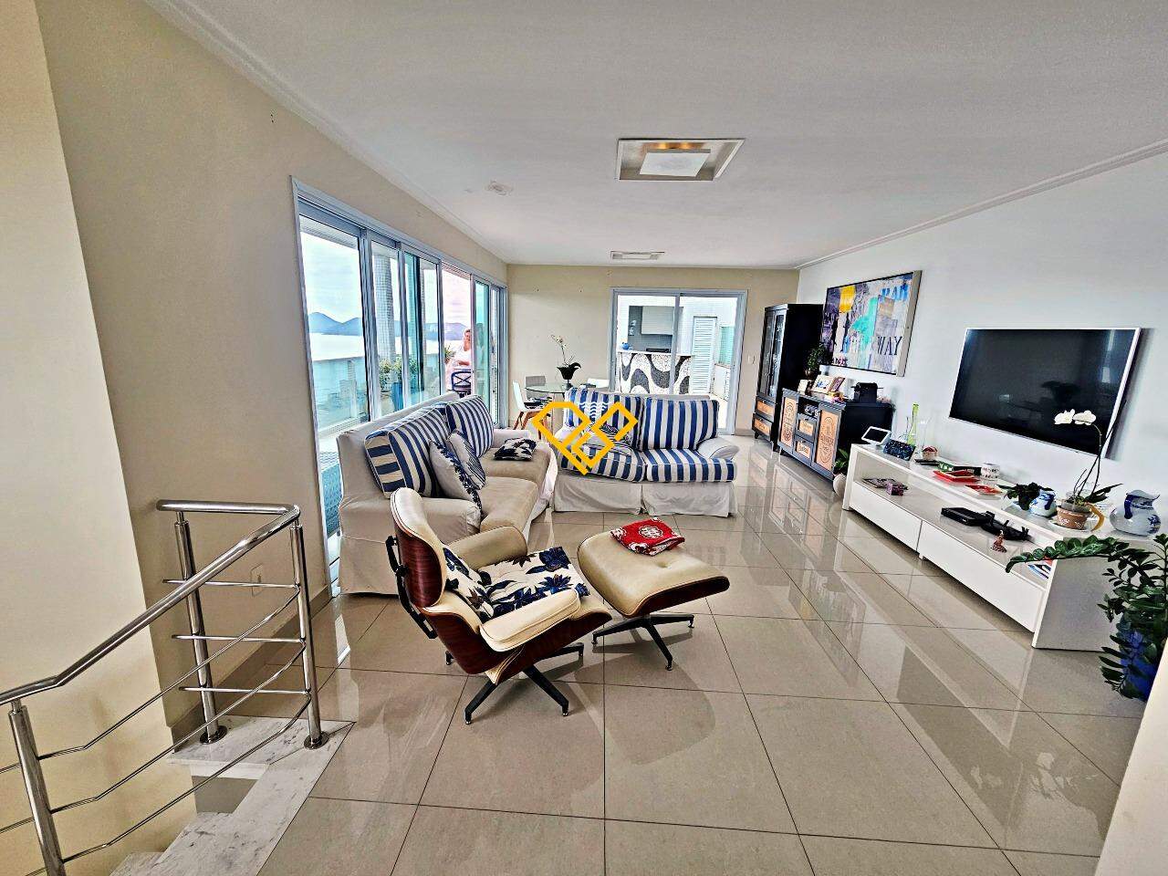 Cobertura à venda no Boqueirão: Sala 2° piso