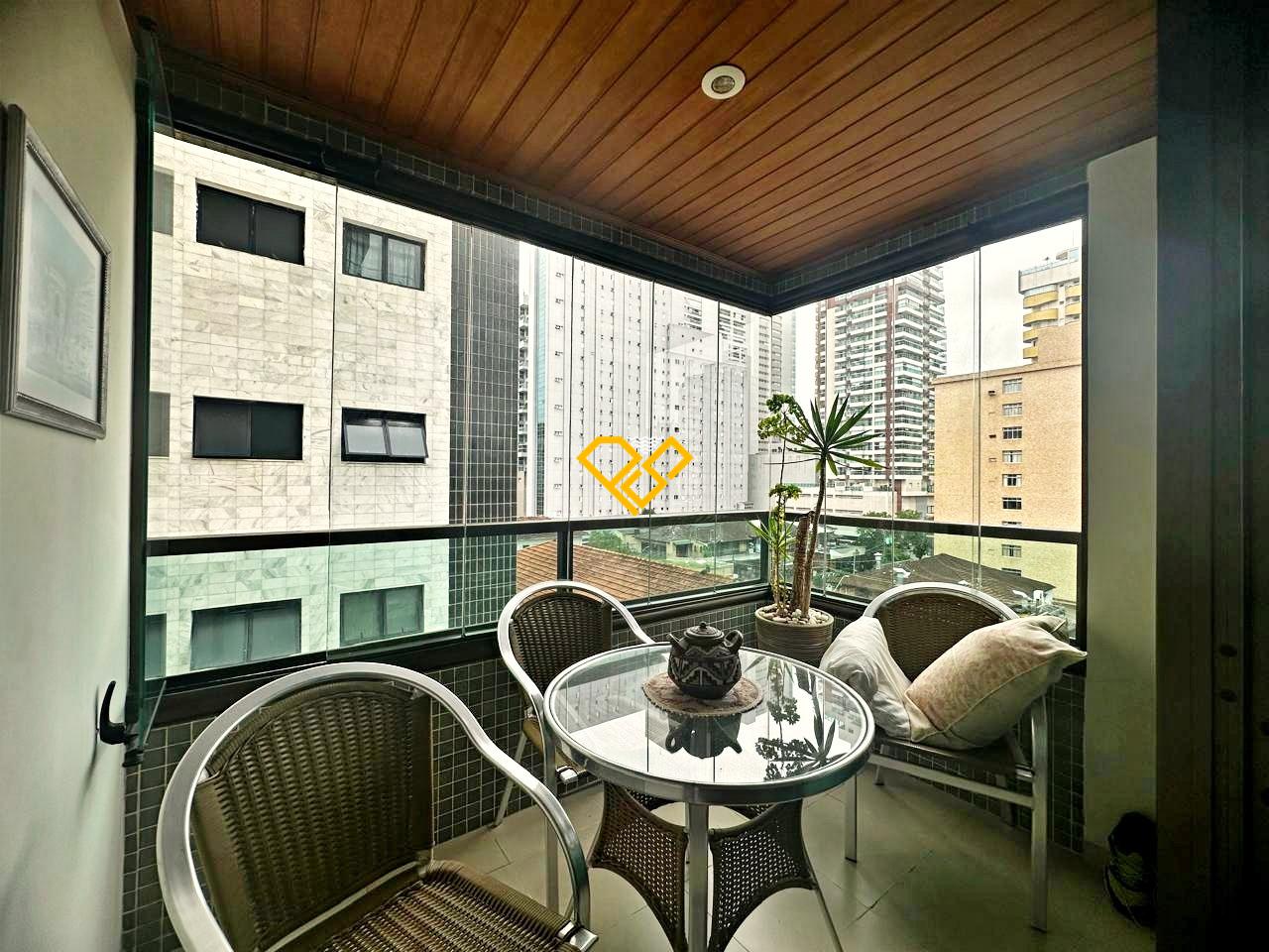 Apartamento à venda no Gonzaga: Varanda