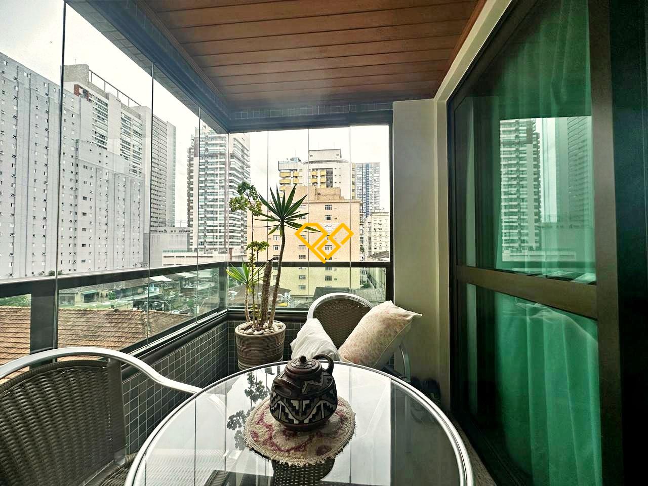 Apartamento à venda no Gonzaga: Varanda