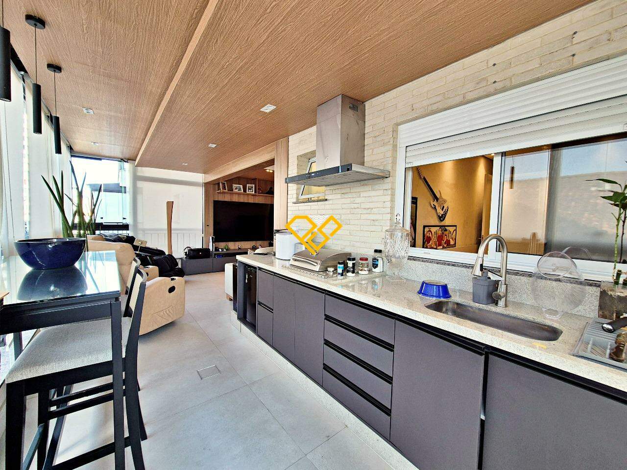 Garden à venda no Marapé: Espaço gourmet com churrasqueira