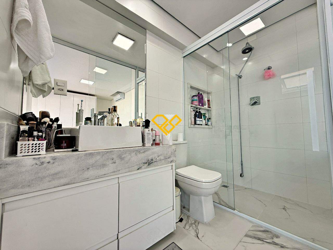 Apartamento para aluguel no Boqueirão: Wc suíte 1