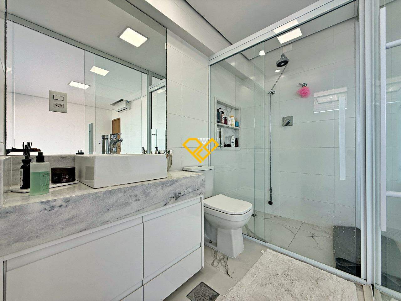 Apartamento para aluguel no Boqueirão: Wc suíte 1