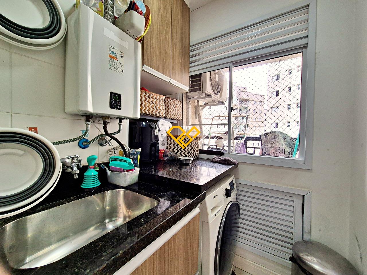 Apartamento à venda no Marapé: Área de serviço