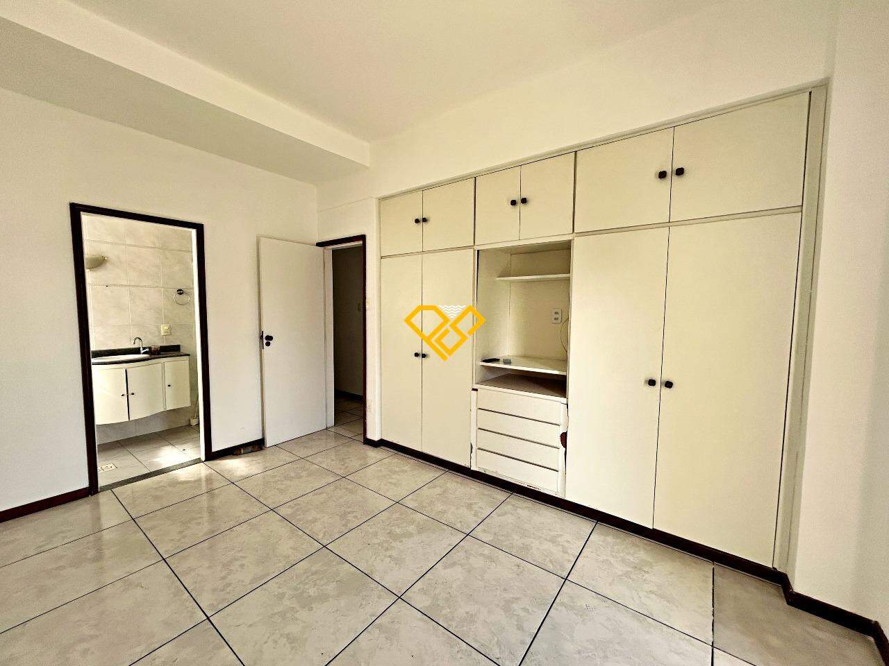 Apartamento à venda no Gonzaga: Dormitório 1 - suíte