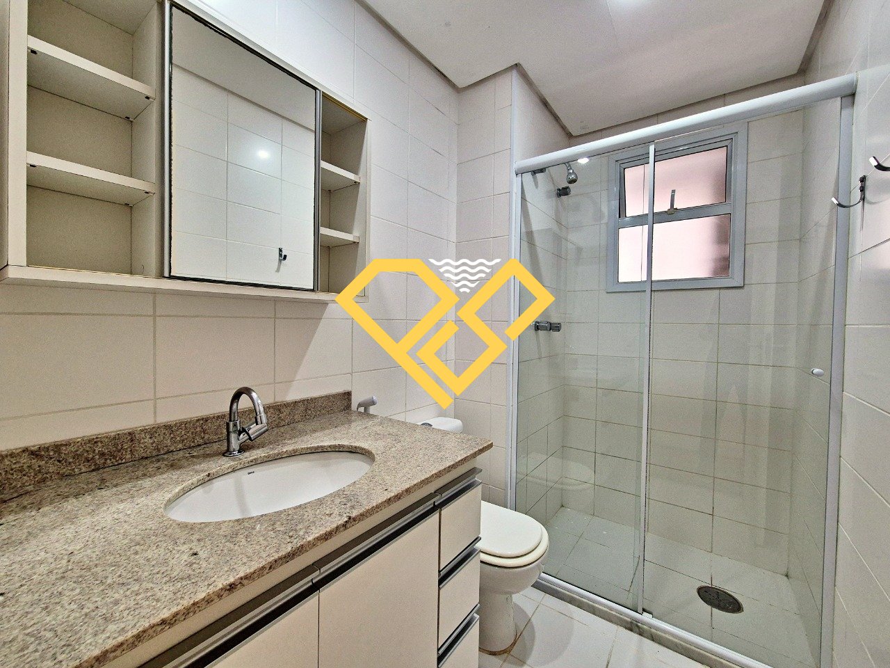 Apartamento para aluguel no José Menino: Wc social
