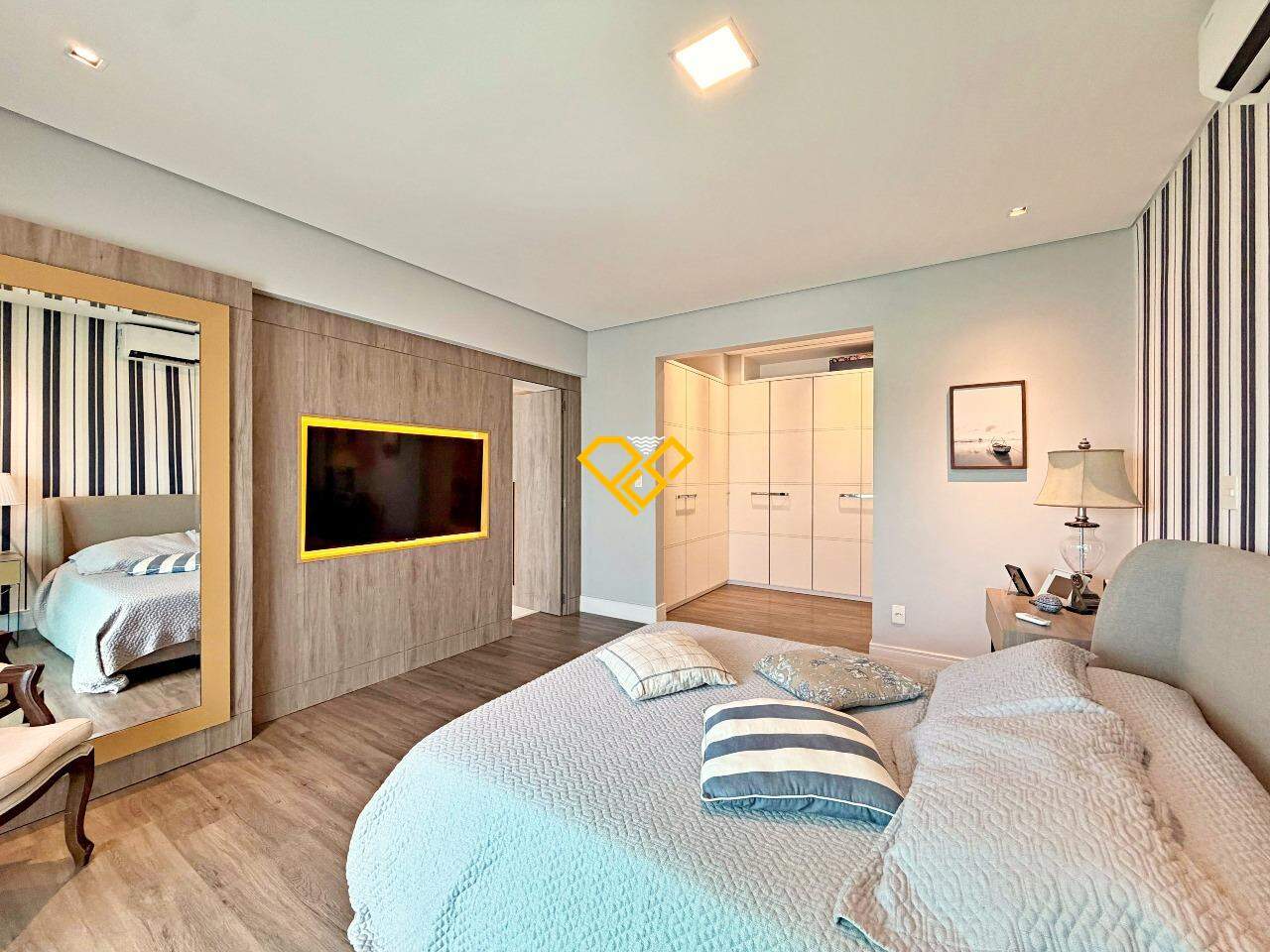 Apartamento à venda no Gonzaga: Suíte 1 - master