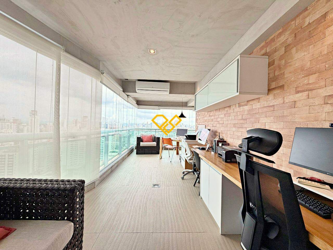 Apartamento à venda no Gonzaga: Escritório