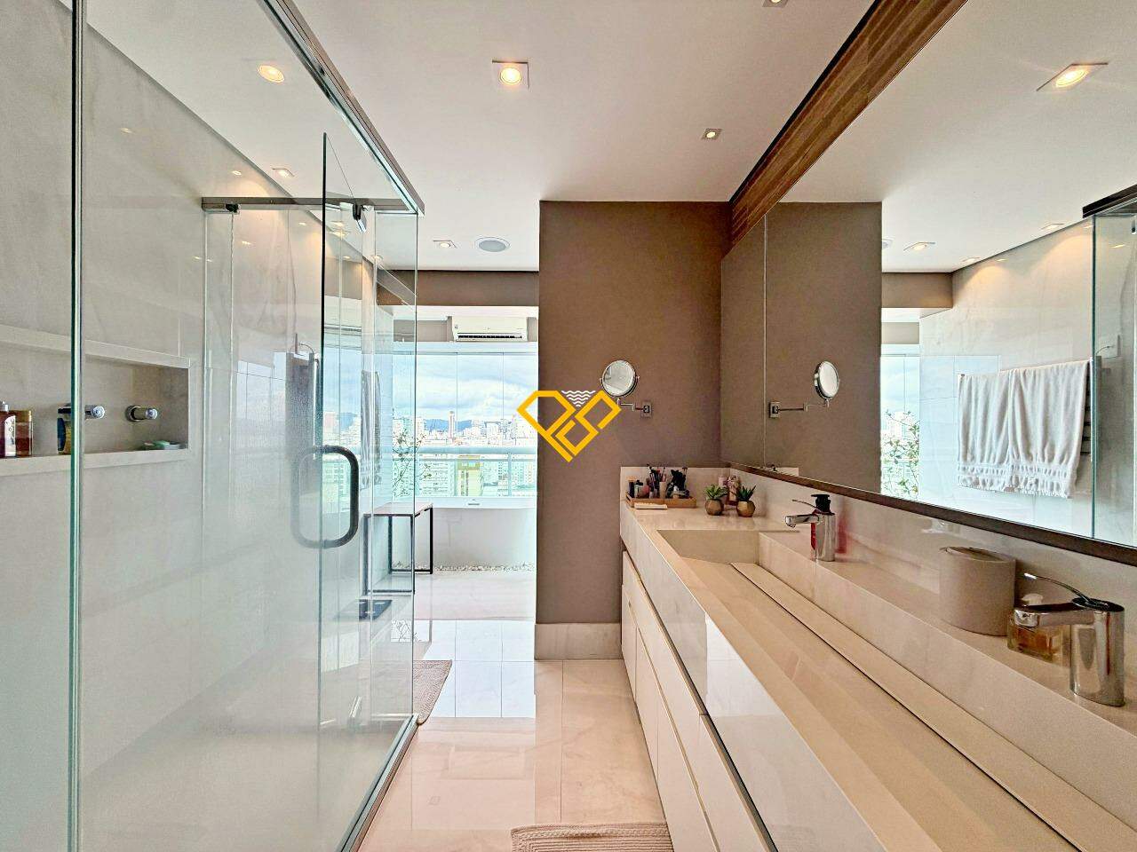 Apartamento à venda no Gonzaga: Wc suíte 1 - master