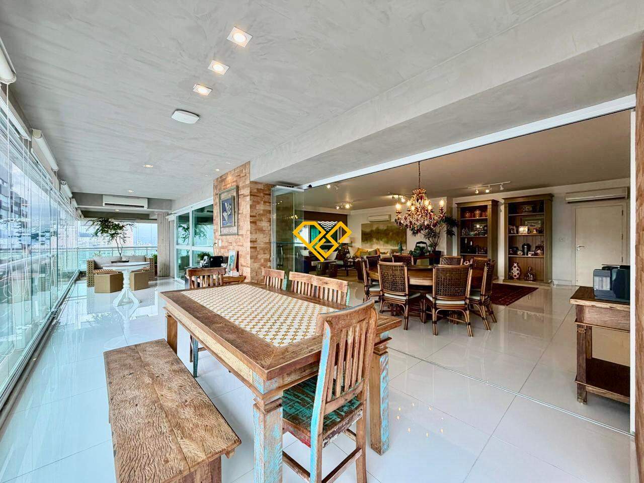 Apartamento à venda no Gonzaga: varanda 