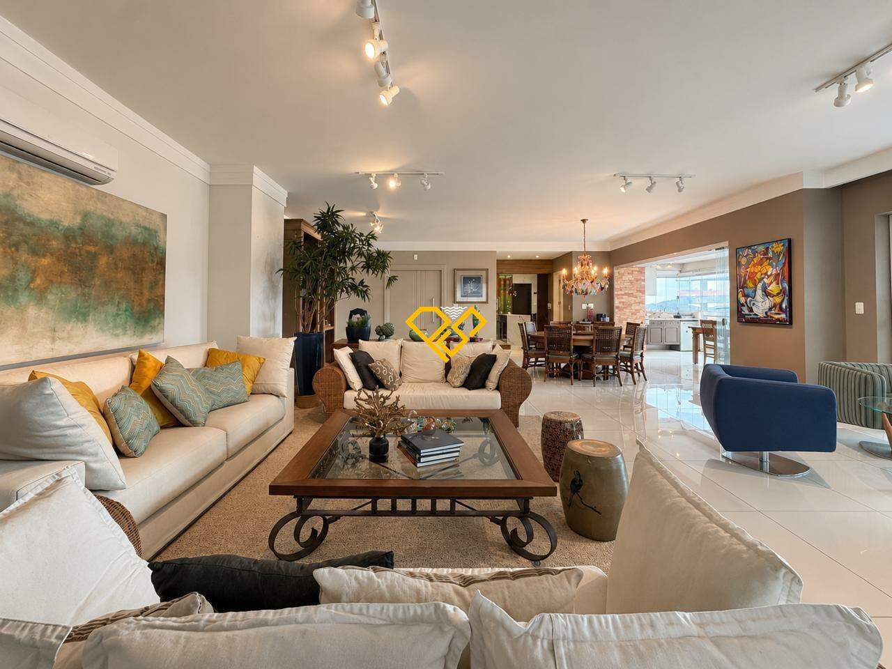 Apartamento à venda no Gonzaga: sala