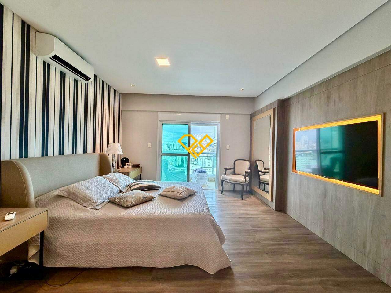 Apartamento à venda no Gonzaga: suite master
