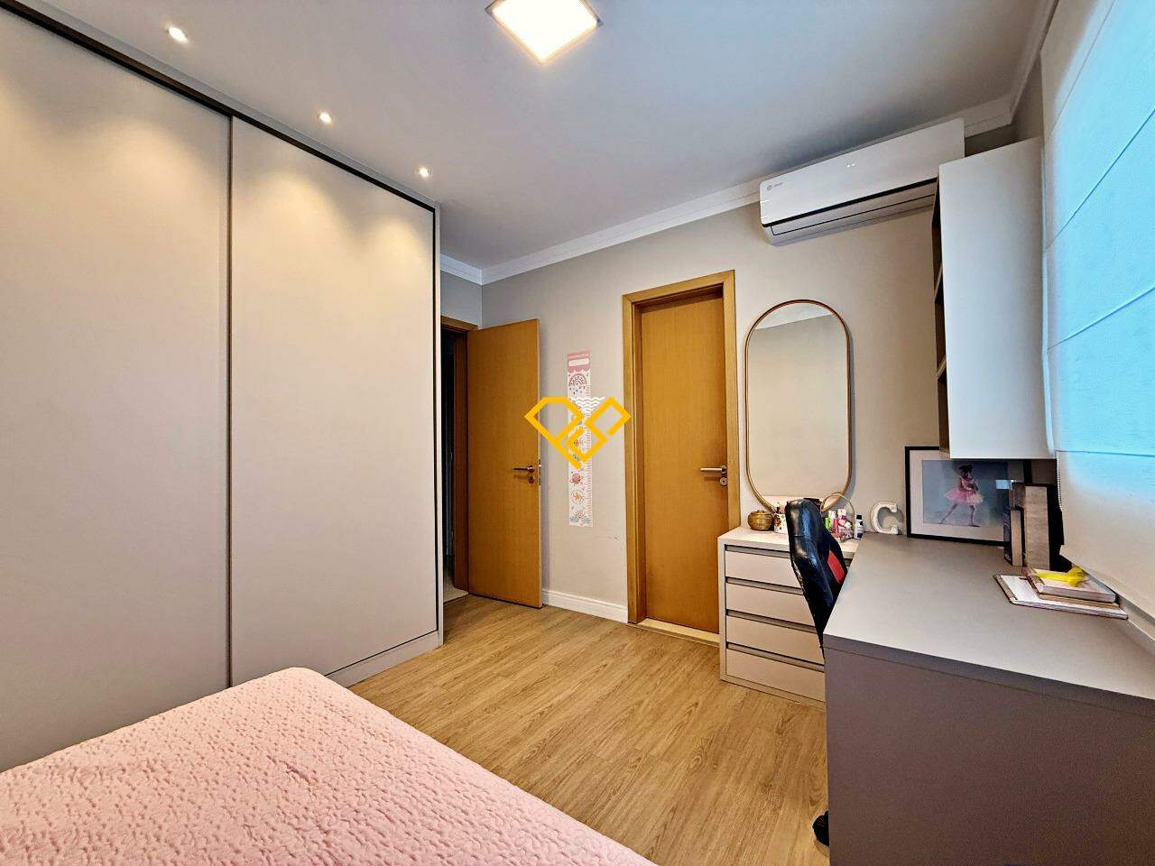 Apartamento para aluguel no Embaré: Suíte 3