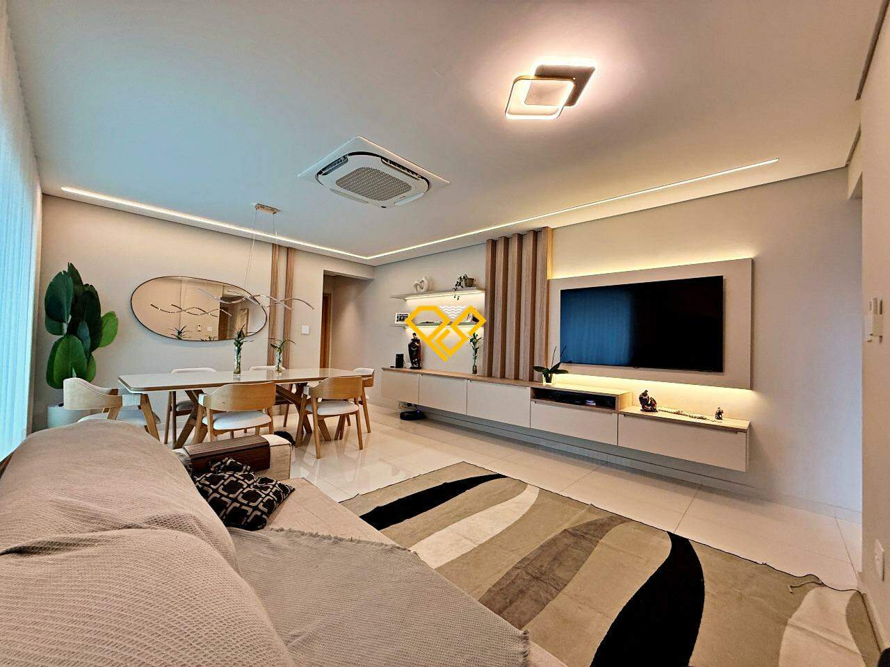 Apartamento para aluguel no Embaré: Sala