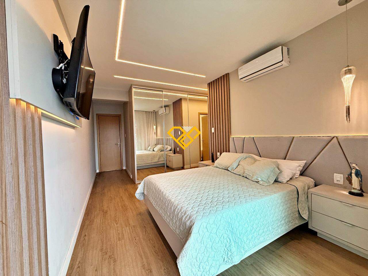 Apartamento para aluguel no Embaré: Suíte 1