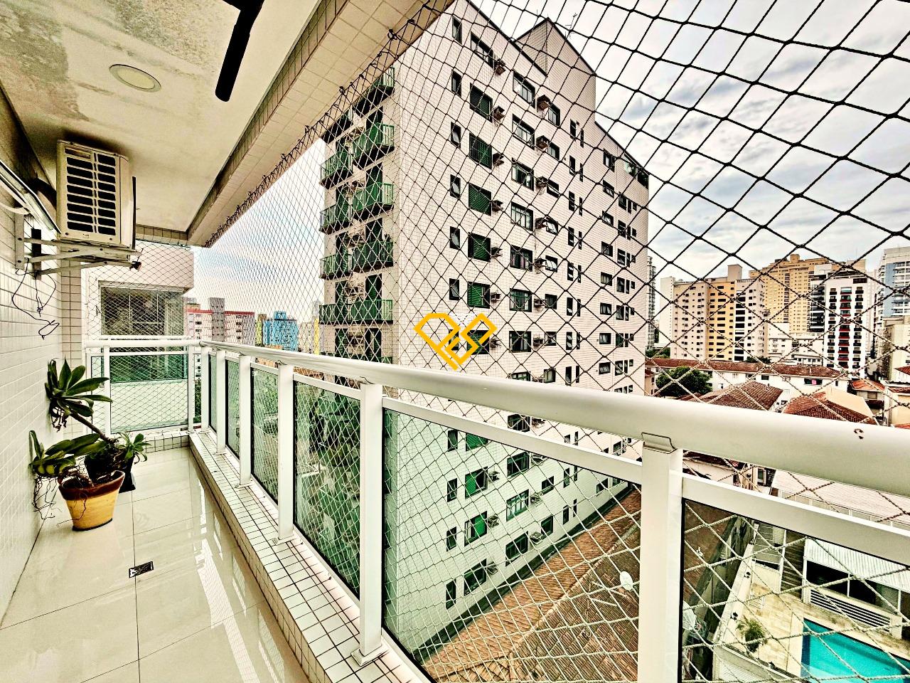 Apartamento à venda no Embaré: Varanda